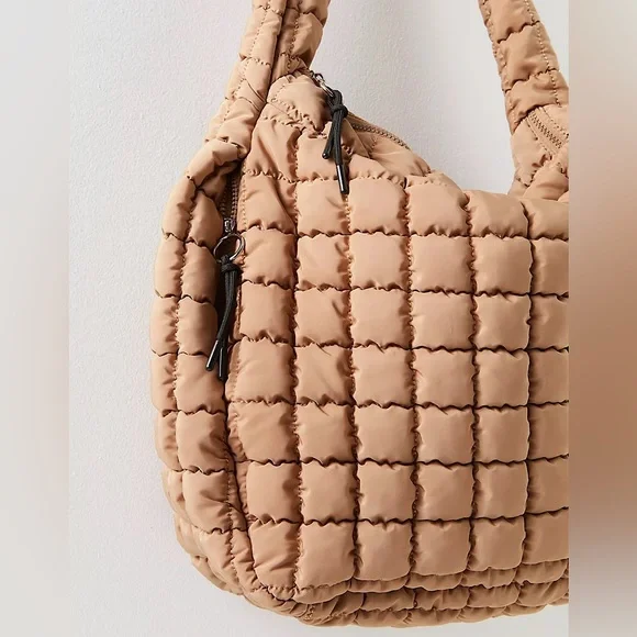 1 LEFT ✨NEW Free People FP Movement Quilted Carryall In Desert Sands - Picture 4 of 11